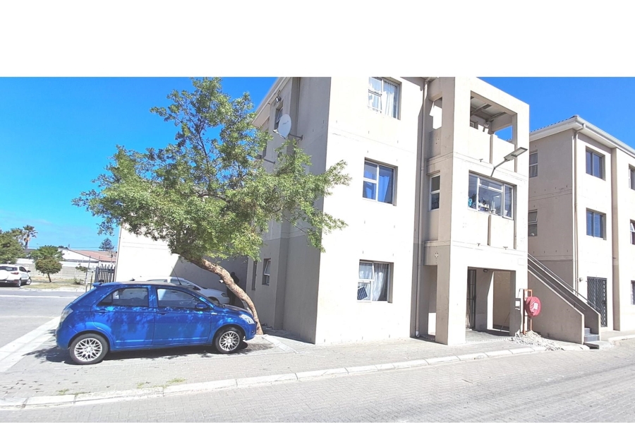 To Let 2 Bedroom Property for Rent in Thornton Western Cape